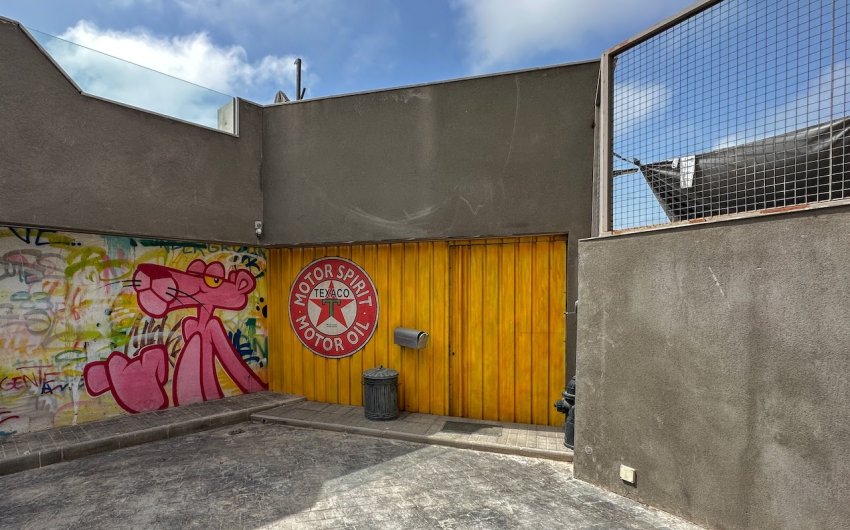 Resale - Villa -
Villajoyosa