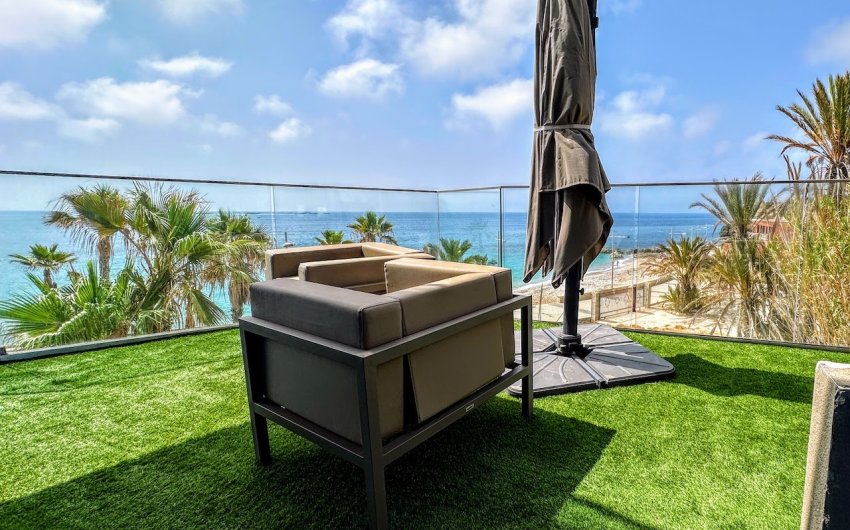 Resale - Villa -
Villajoyosa