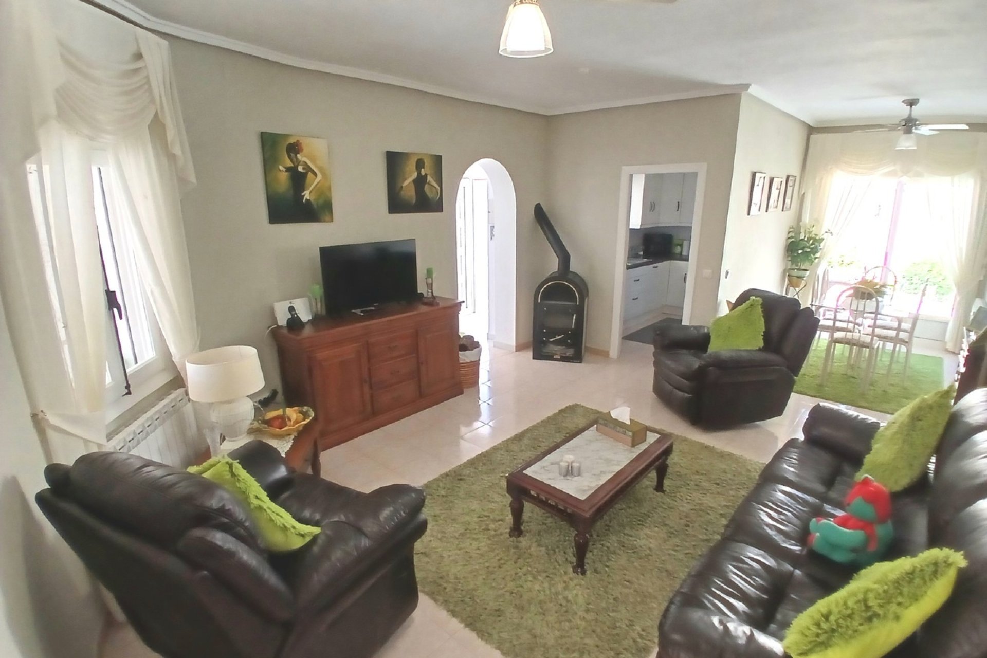 Resale - Villa -
Villamartin - Costa Blanca