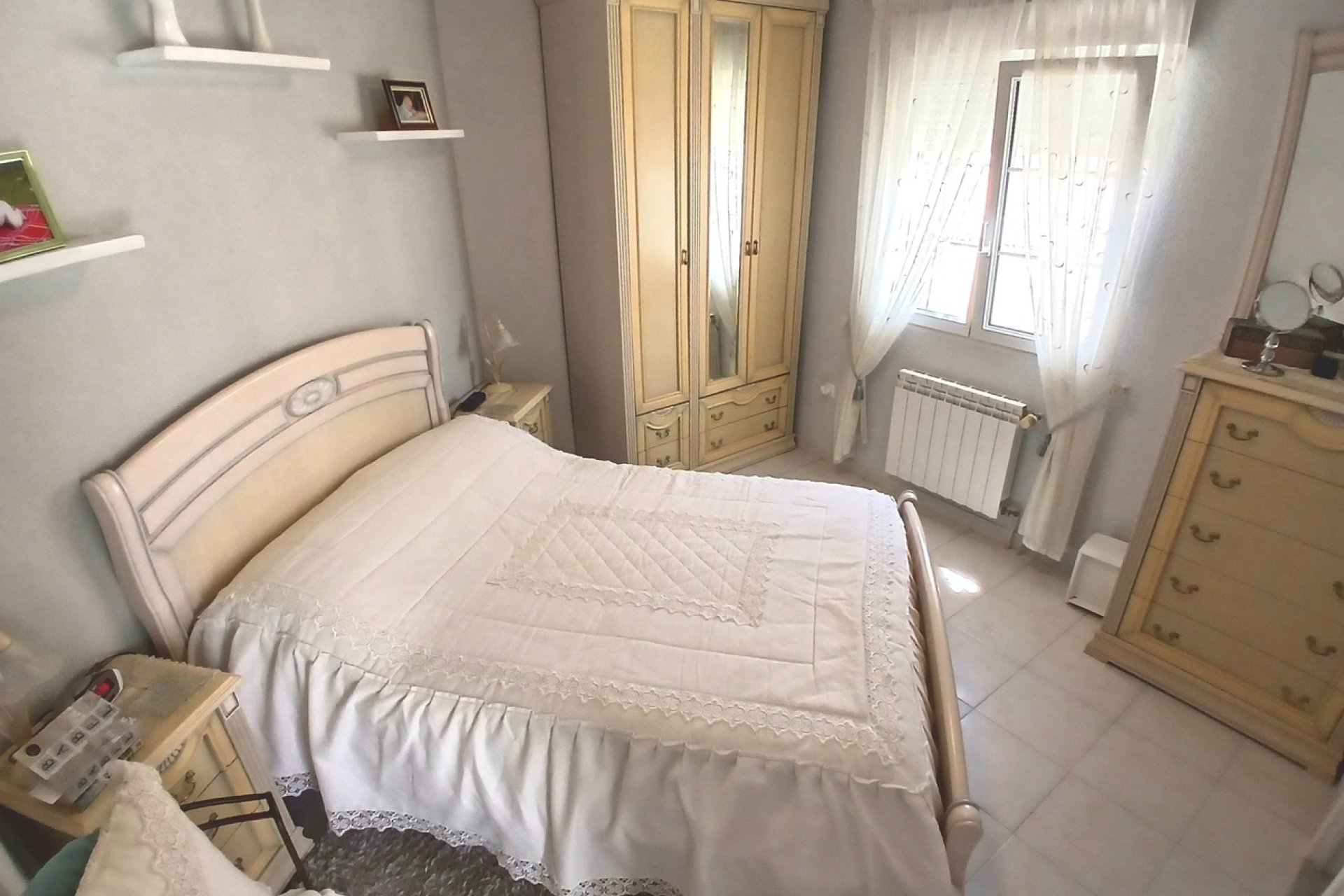 Resale - Villa -
Villamartin - Costa Blanca
