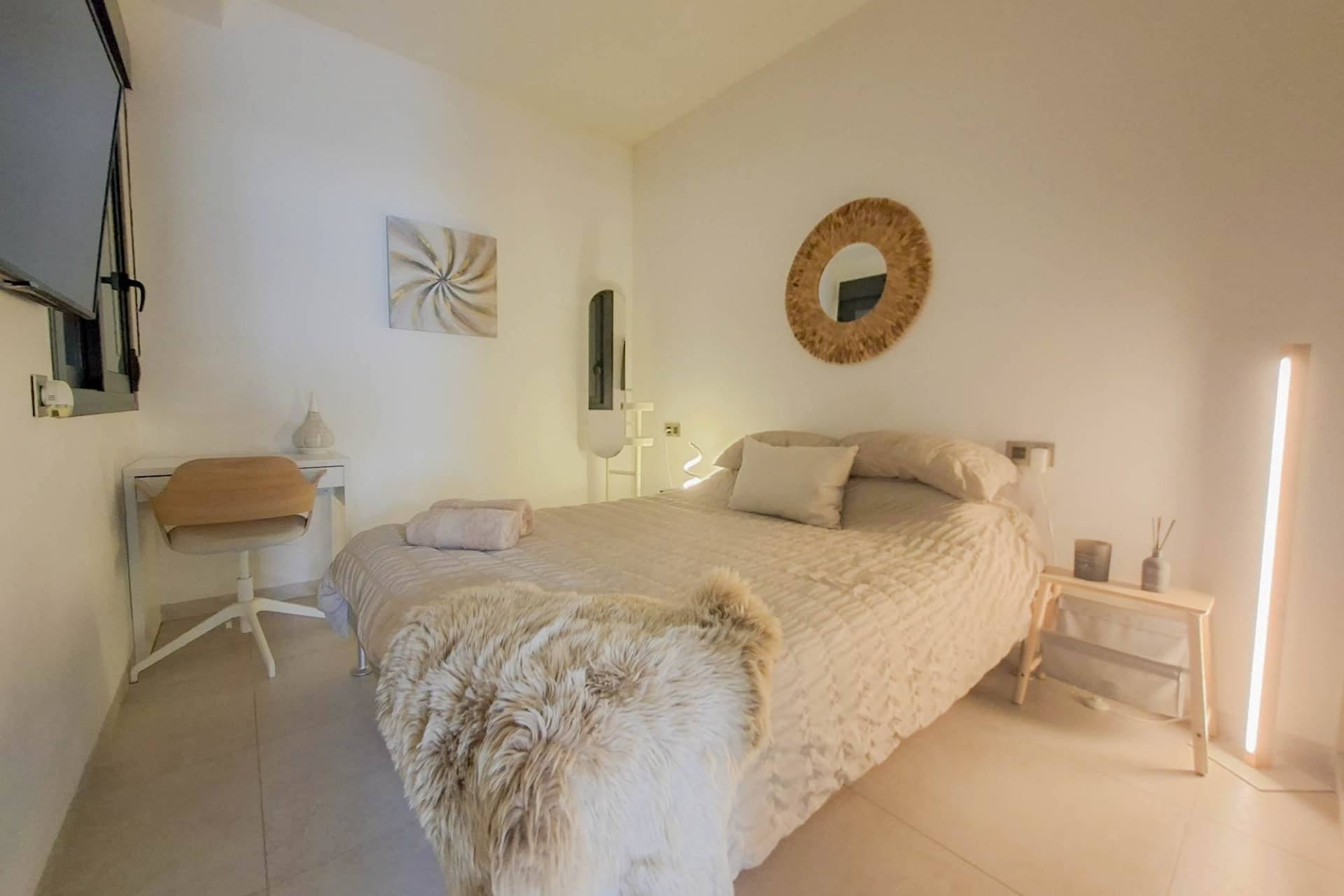 Resale - Villa -
Villamartin - Costa Blanca