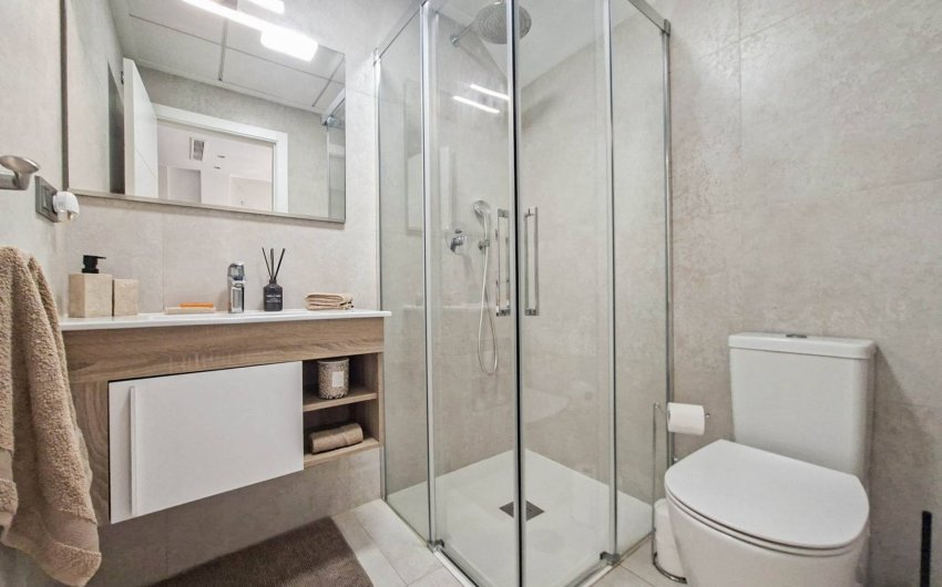 Resale - Villa -
Villamartin - Costa Blanca