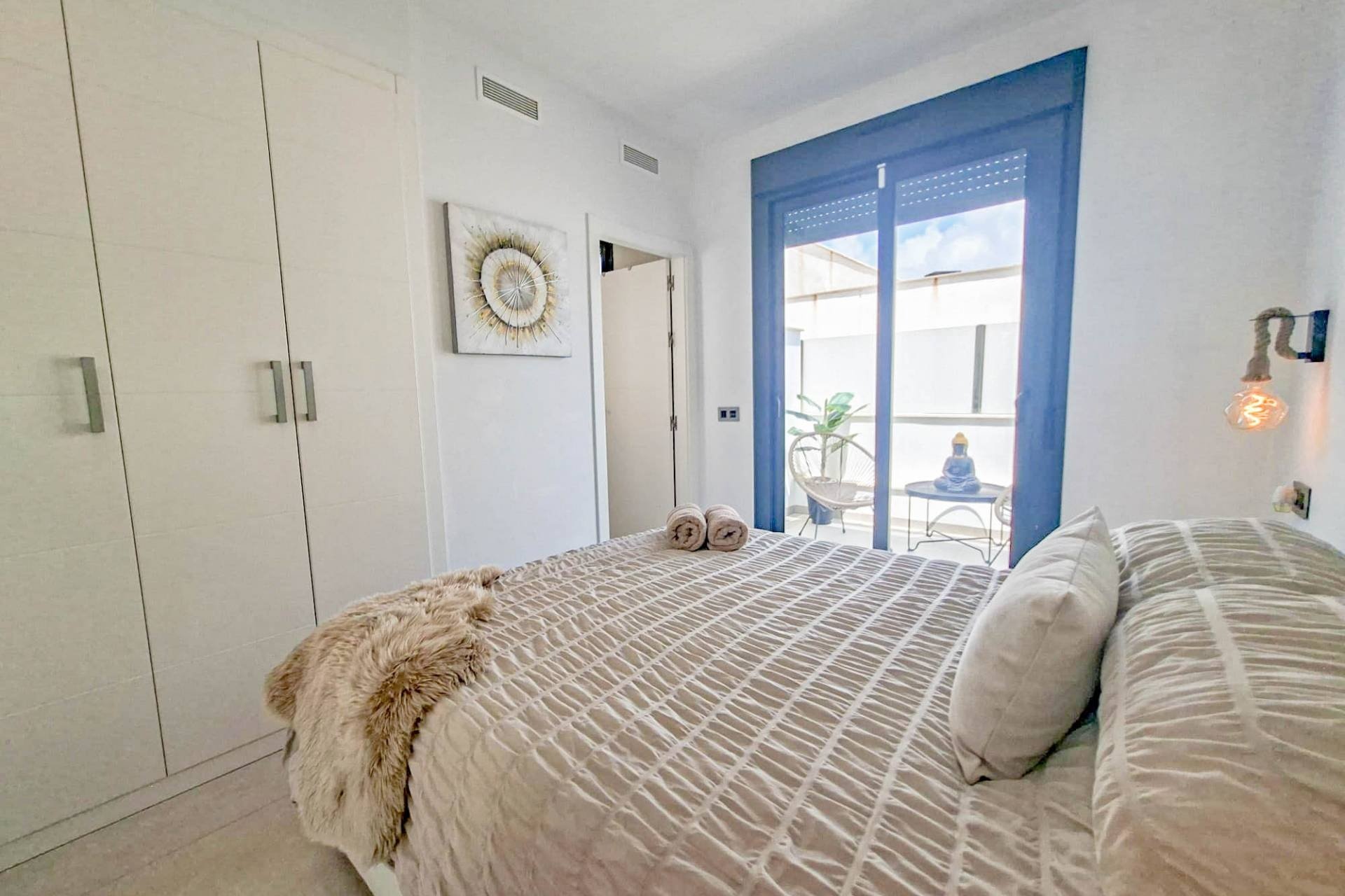 Resale - Villa -
Villamartin - Costa Blanca
