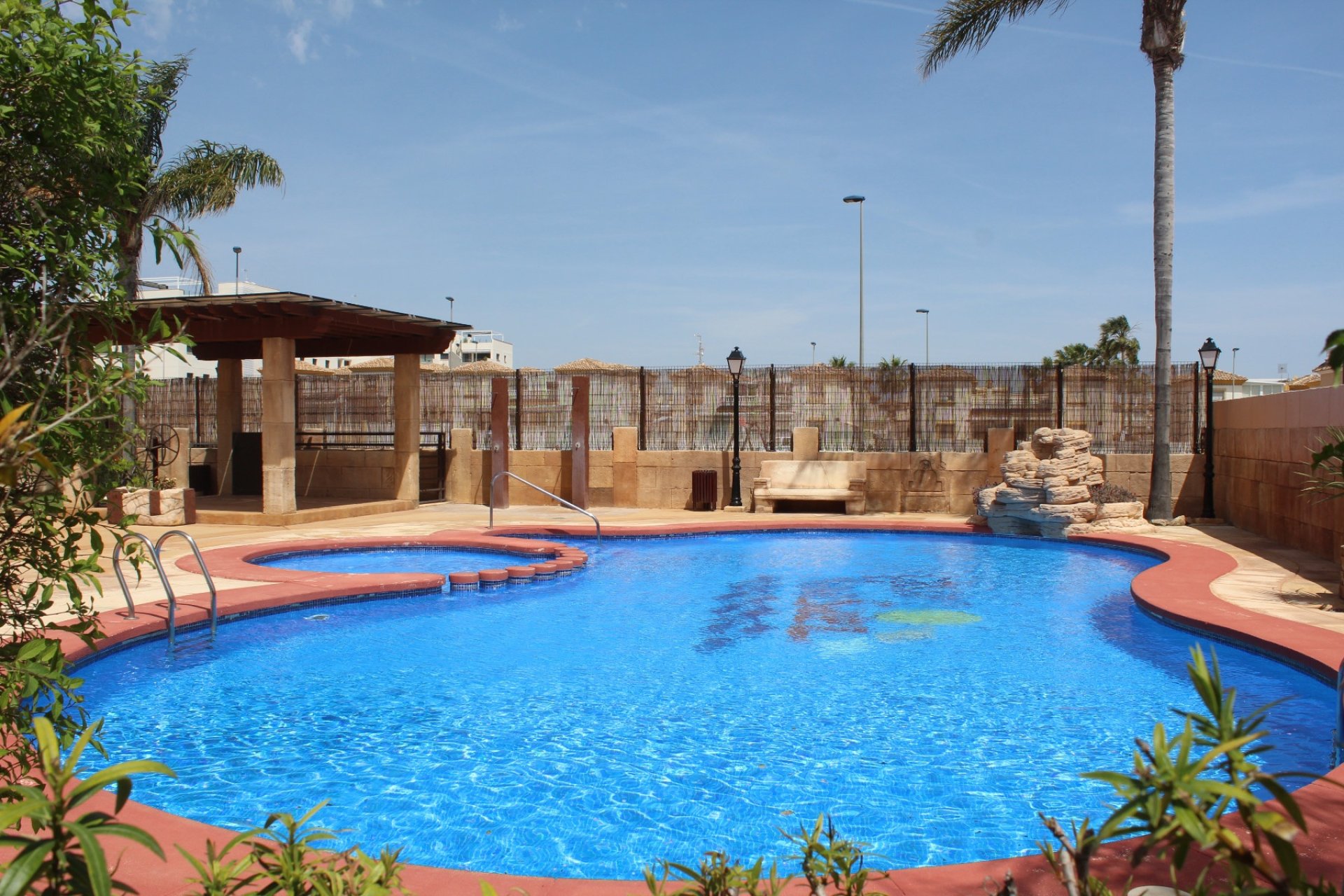 Resale - Villa -
Villamartin - Costa Blanca