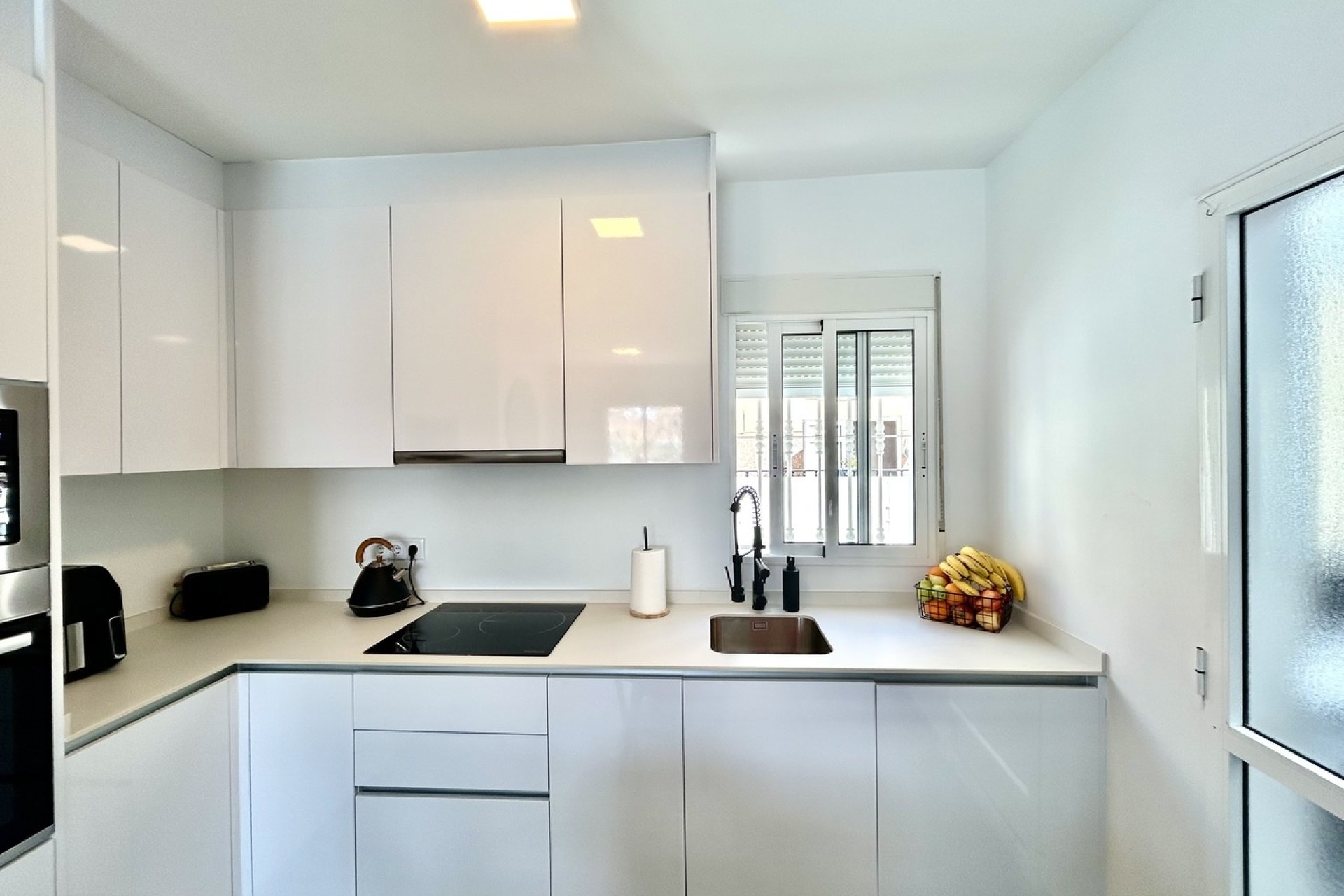 Resale - Villa -
Villamartin - Costa Blanca