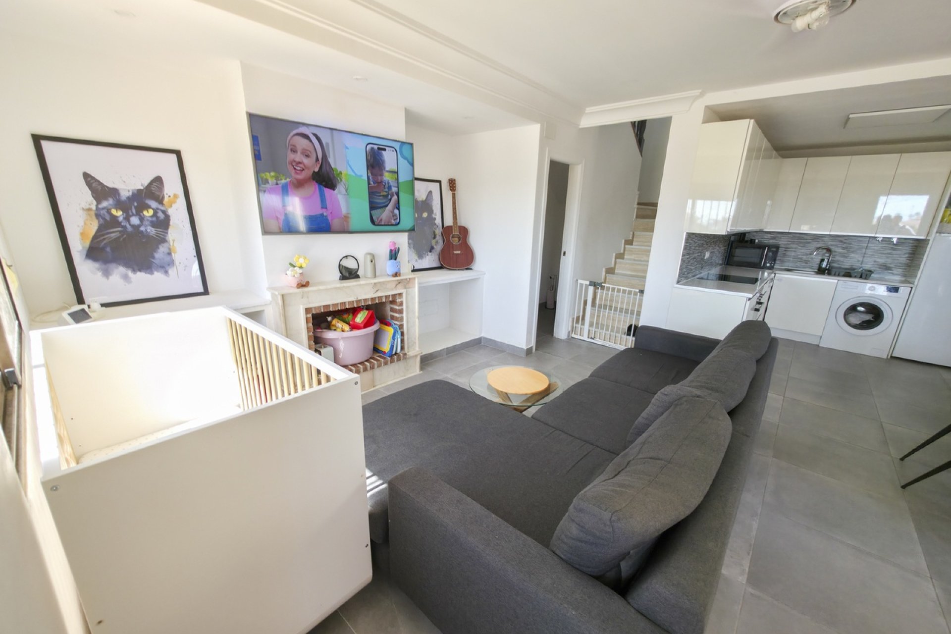 Resale - Villa -
Villamartin - Costa Blanca