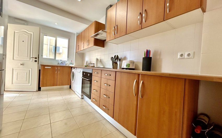 Resale - Villa -
Villamartin - Costa Blanca