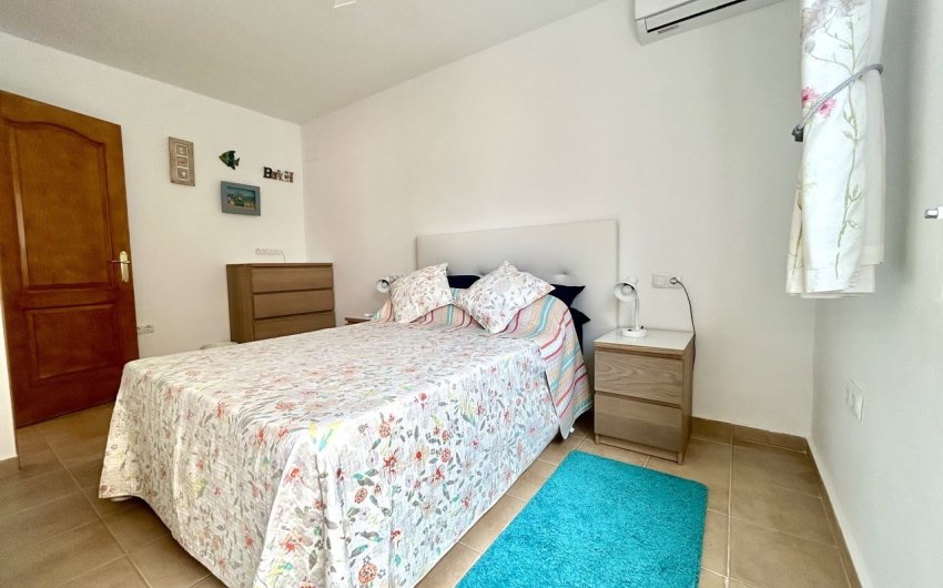 Resale - Villa -
Villamartin - Costa Blanca