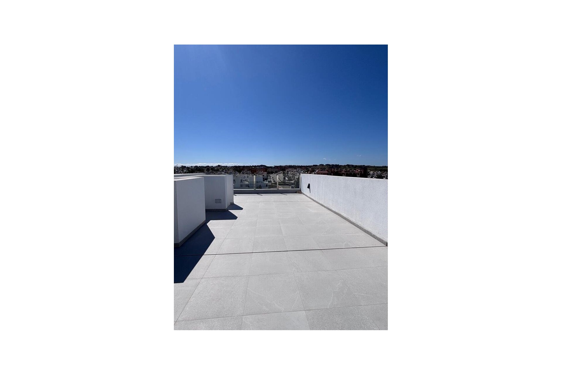 Resale - Villa -
Villamartin - Costa Blanca
