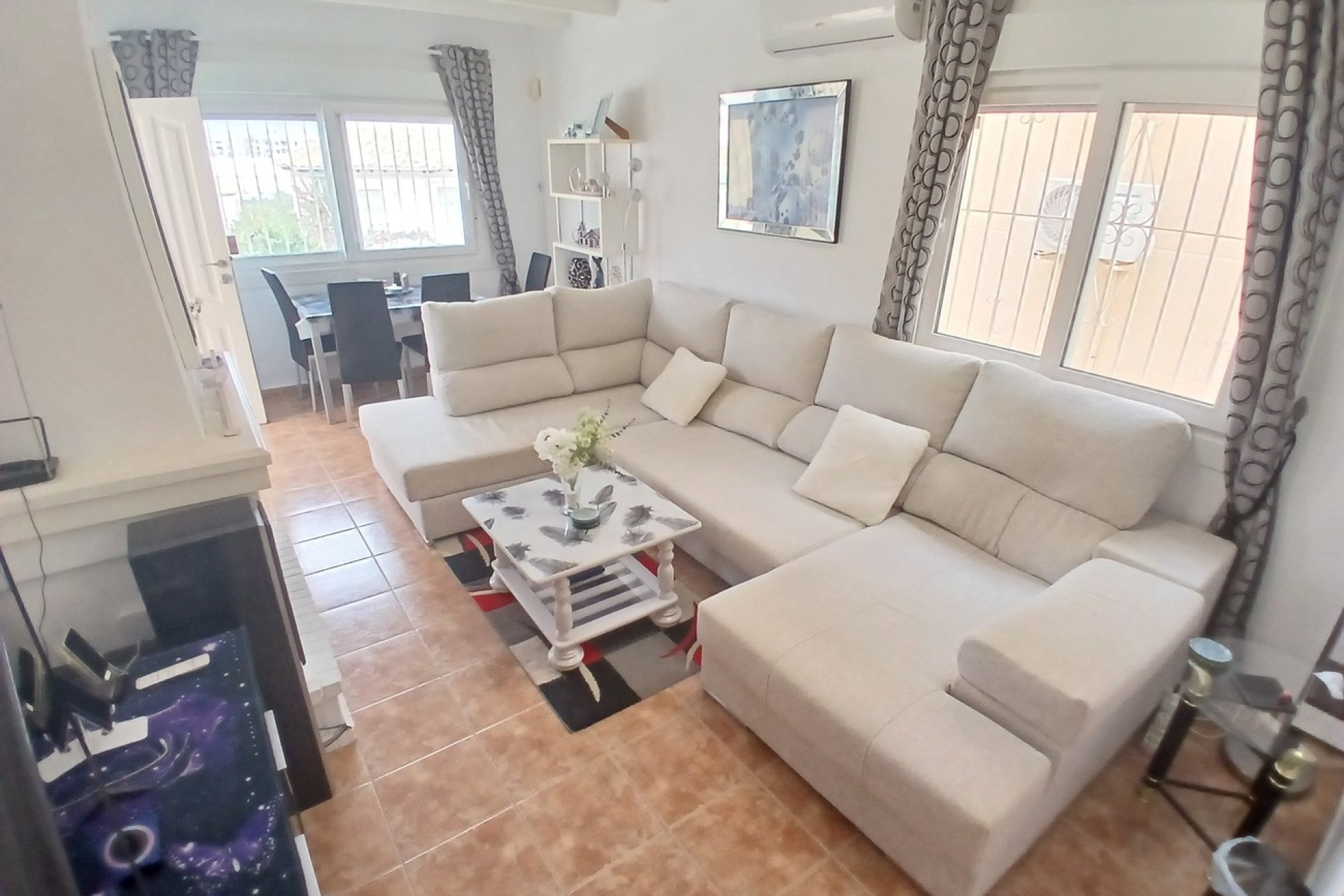Resale - Villa -
Villamartin - Costa Blanca