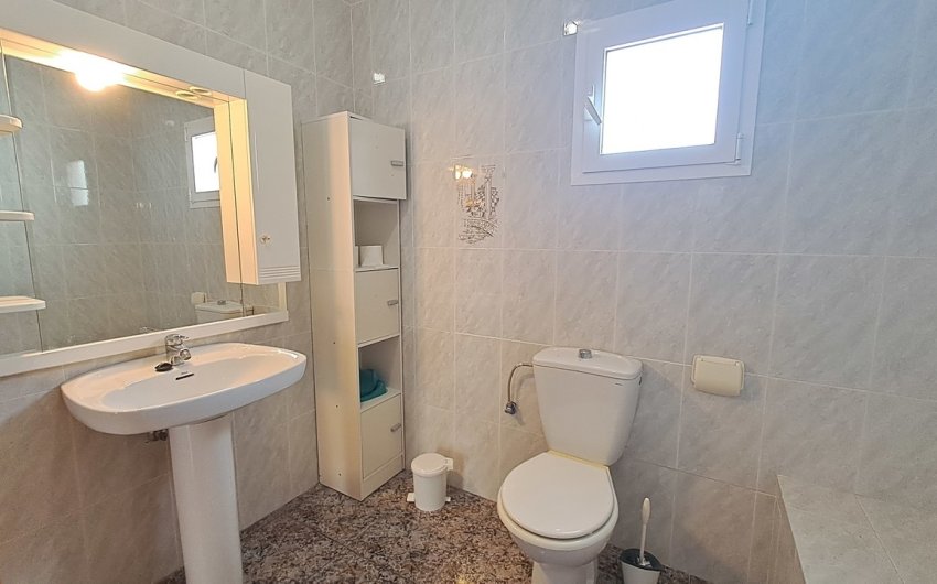 Resale - Villa -
Villamartin - Costa Blanca