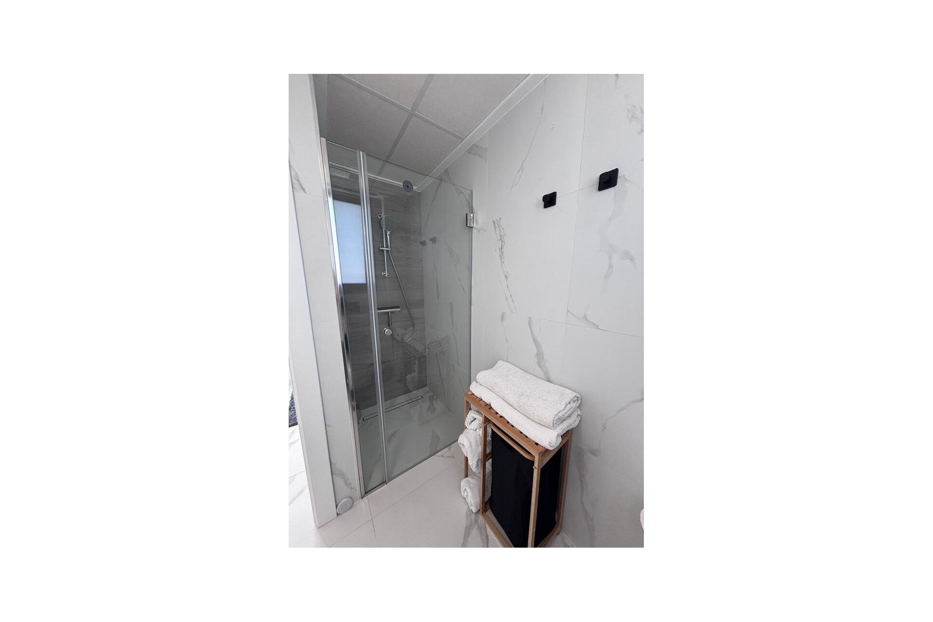 Resale - Villa -
Villamartin - Costa Blanca