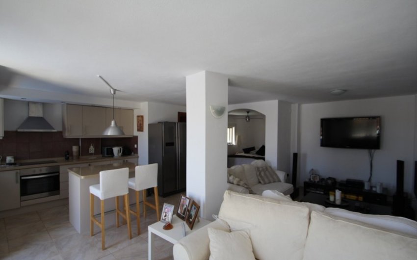 Resale - Villa -
Villamartin - Costa Blanca