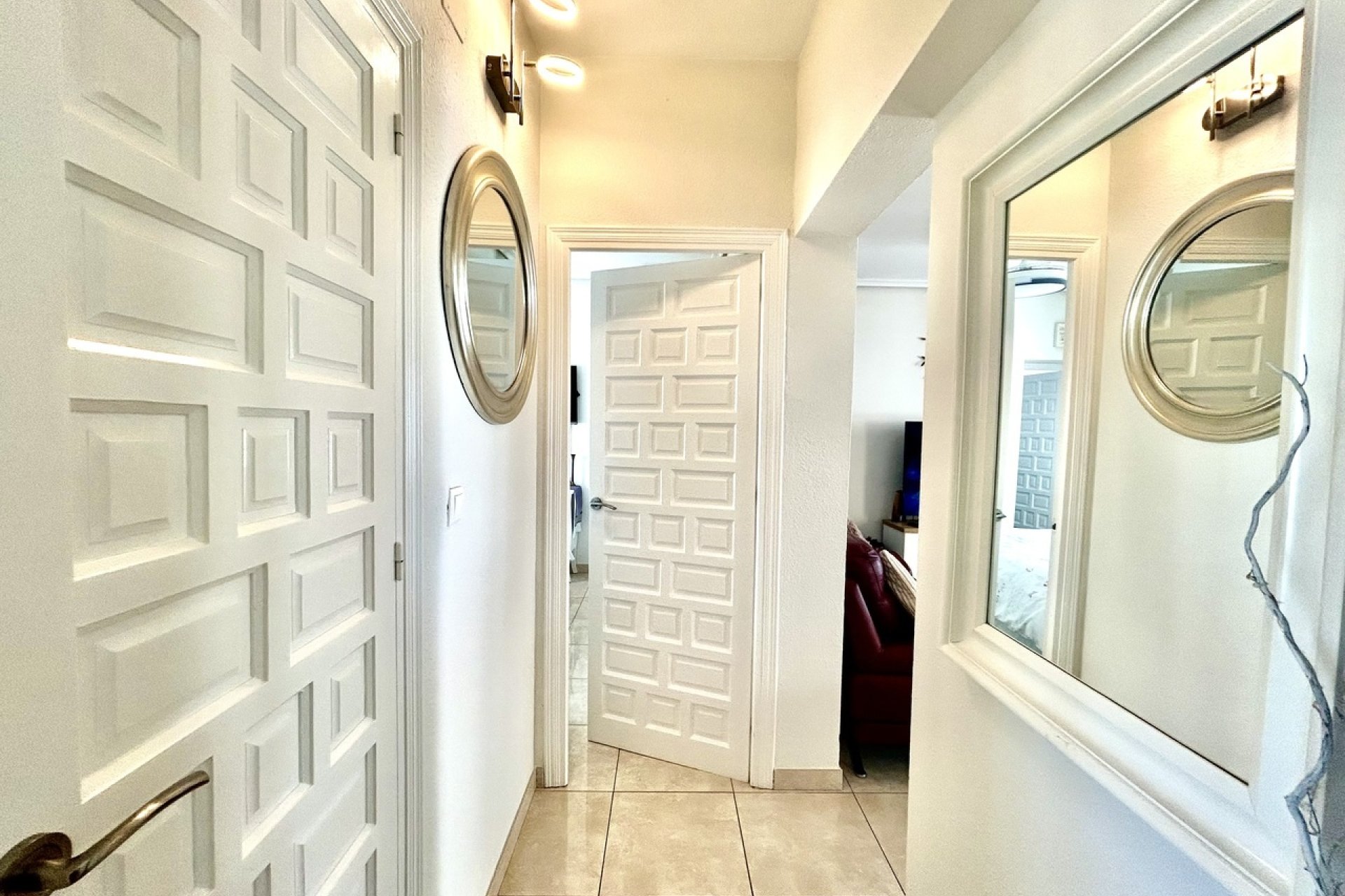 Resale - Villa -
Villamartin - Costa Blanca