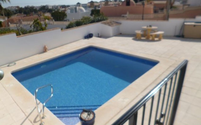 Resale - Villa -
Villamartin - Costa Blanca