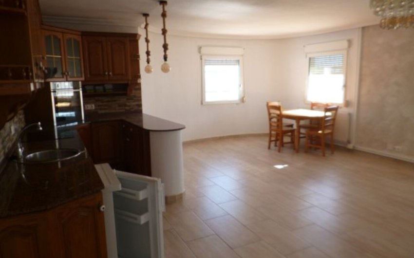Resale - Villa -
Villamartin - Costa Blanca