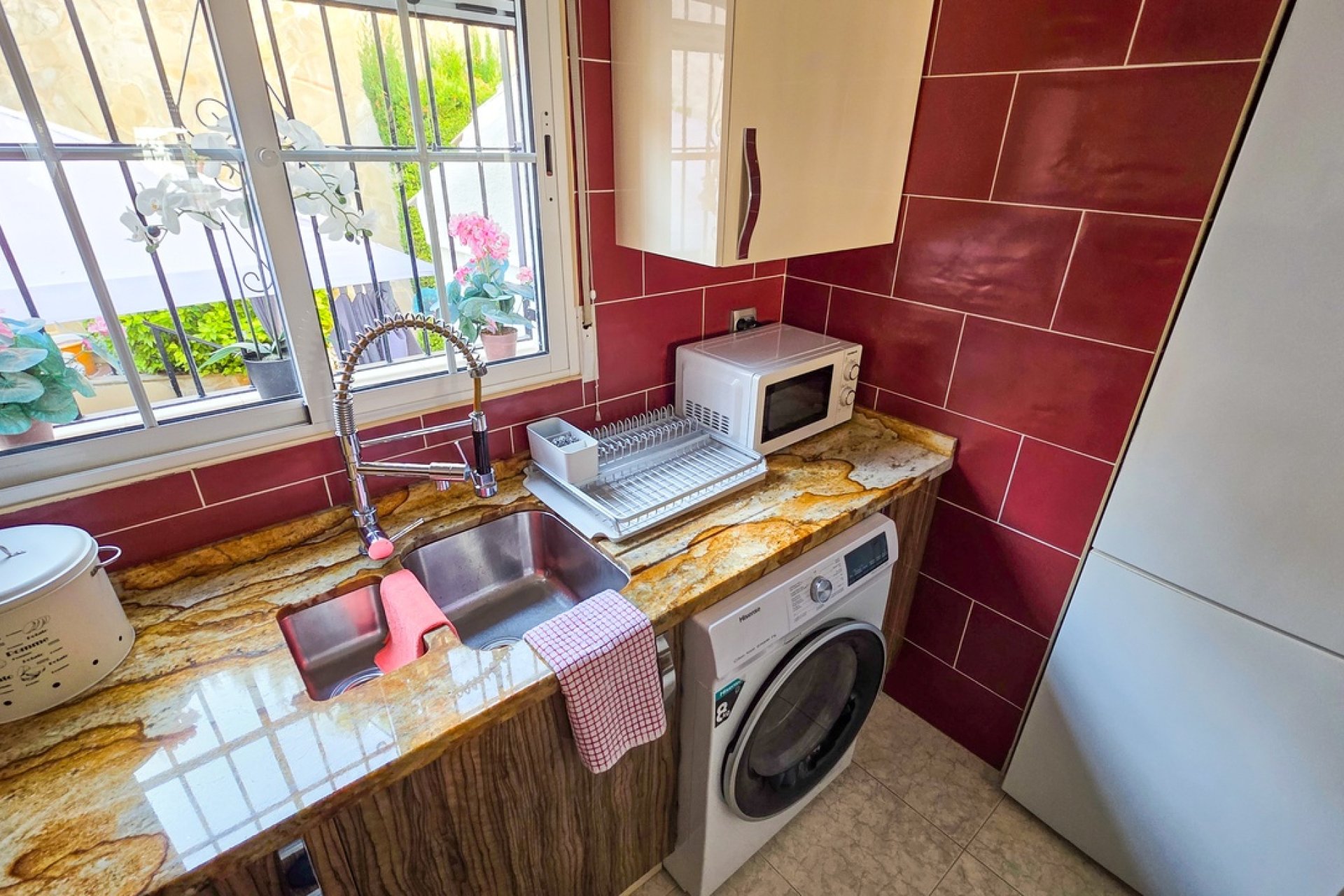Resale - Villa -
Villamartin - Costa Blanca