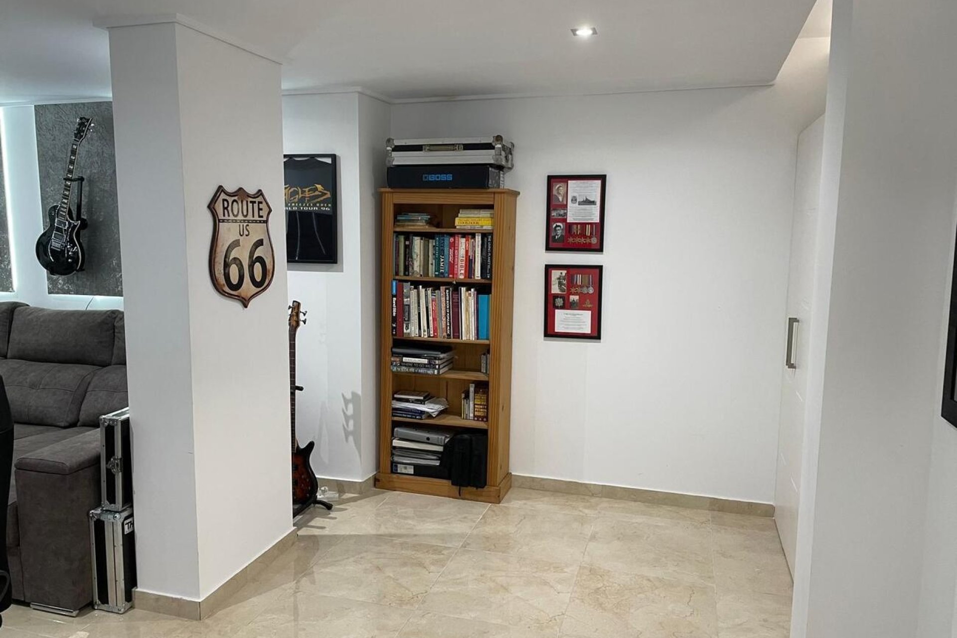 Resale - Villa -
Villamartin - El Galan