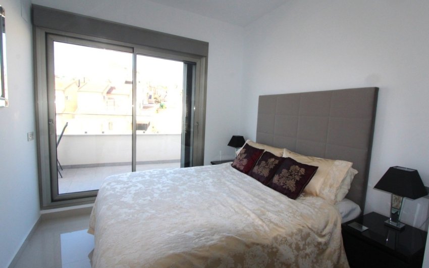 Resale - Villa -
Villamartin - El Galan