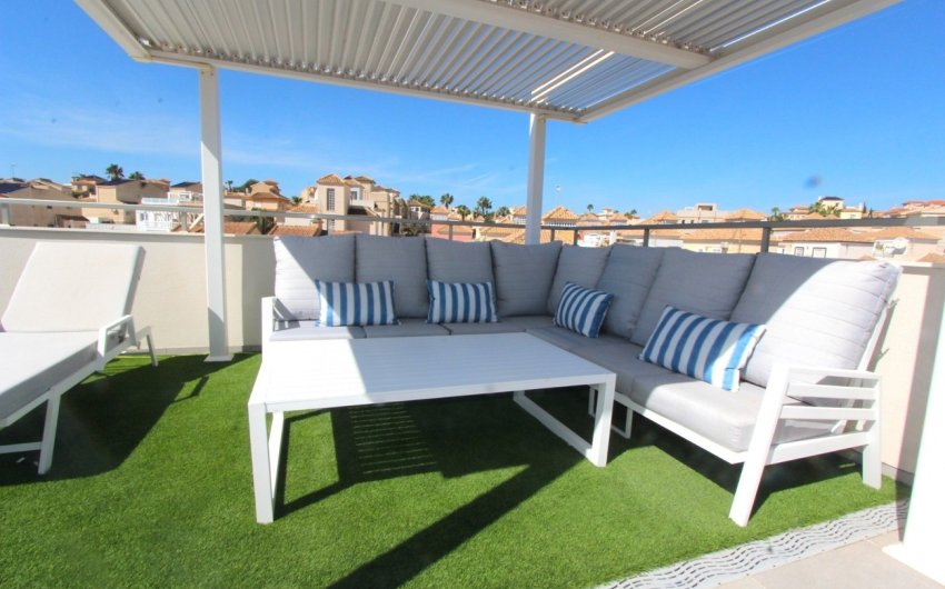 Resale - Villa -
Villamartin - El Galan