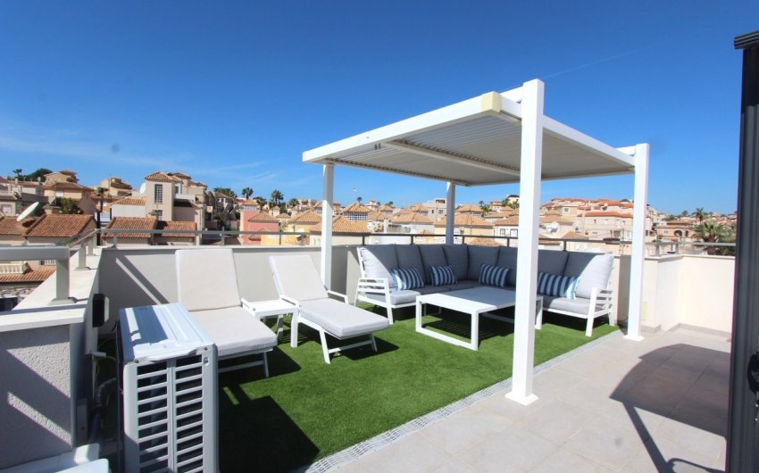Resale - Villa -
Villamartin - El Galan