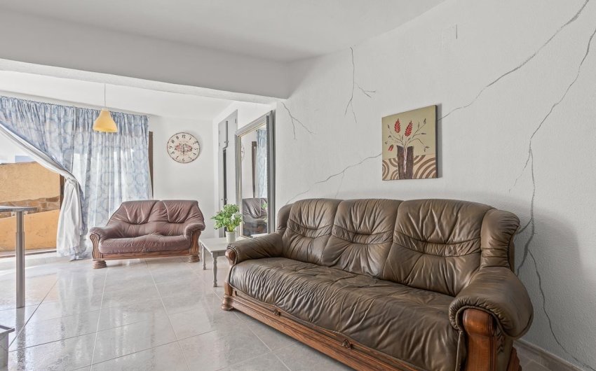 Resale - Villa -
Villamartín - Las Filipinas