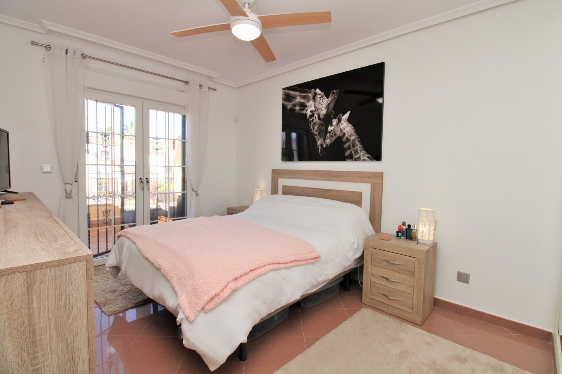 Resale - Villa -
Villamartín - Los Dolses