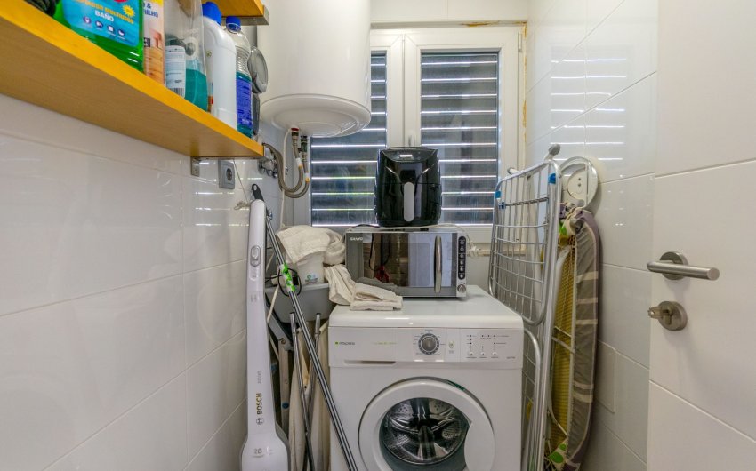 Resale - Villa -
Villamartín - Los Dolses