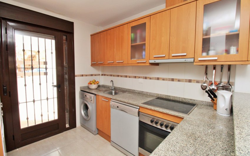 Resale - Villa -
Villamartín - PAU 8