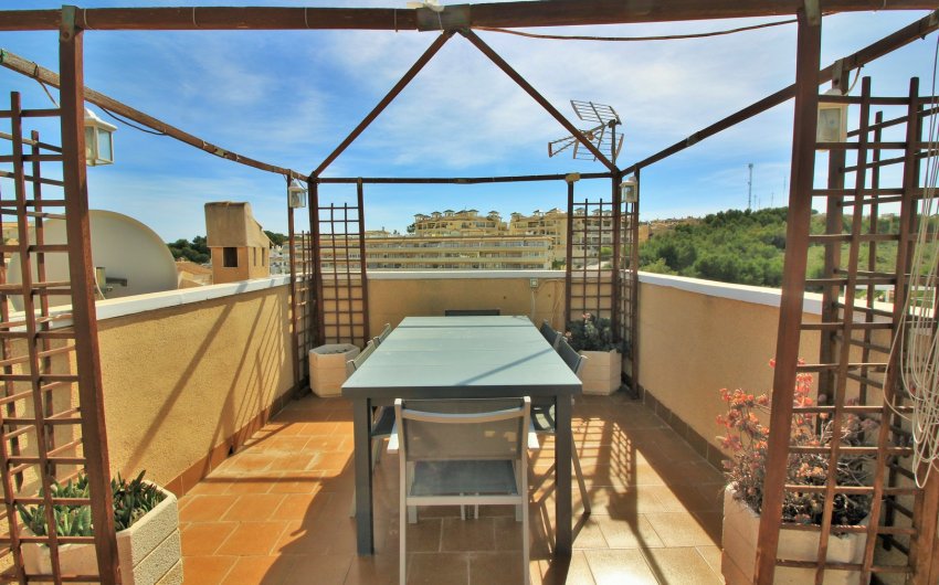 Resale - Villa -
Villamartín