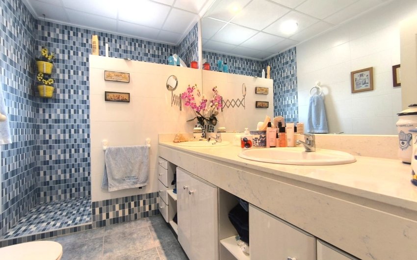 Resale - Villa -
Villena - Inland