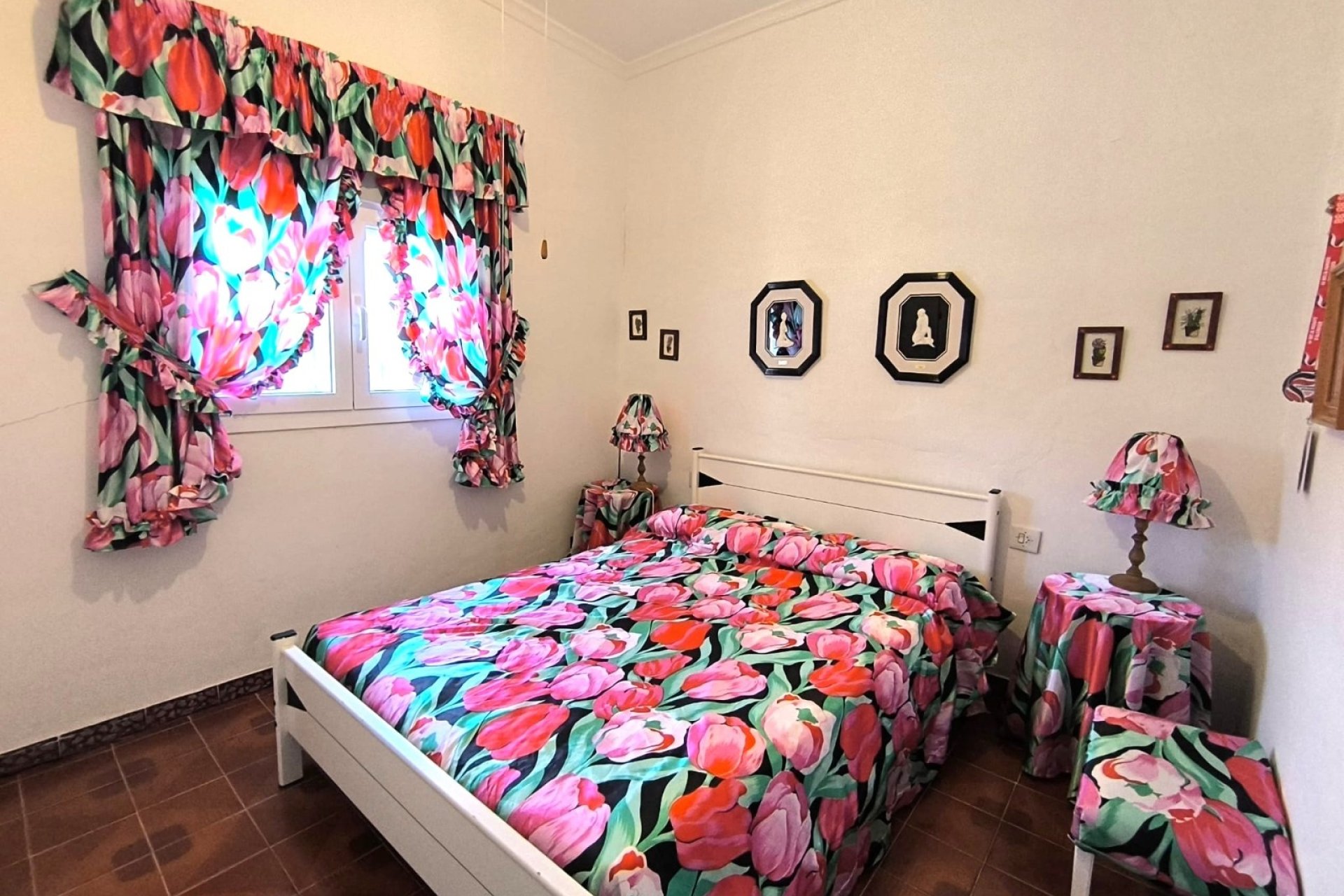 Resale - Villa -
Villena - Inland