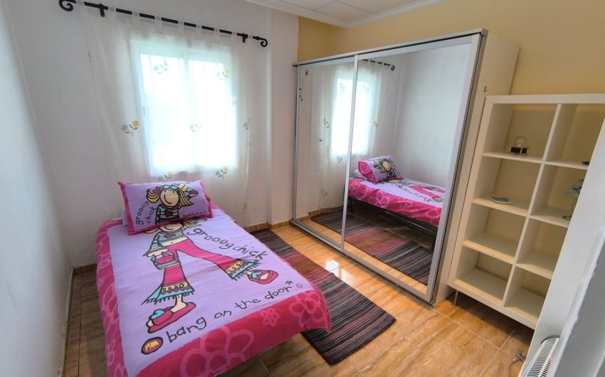 Resale - Villa -
Villena - Inland