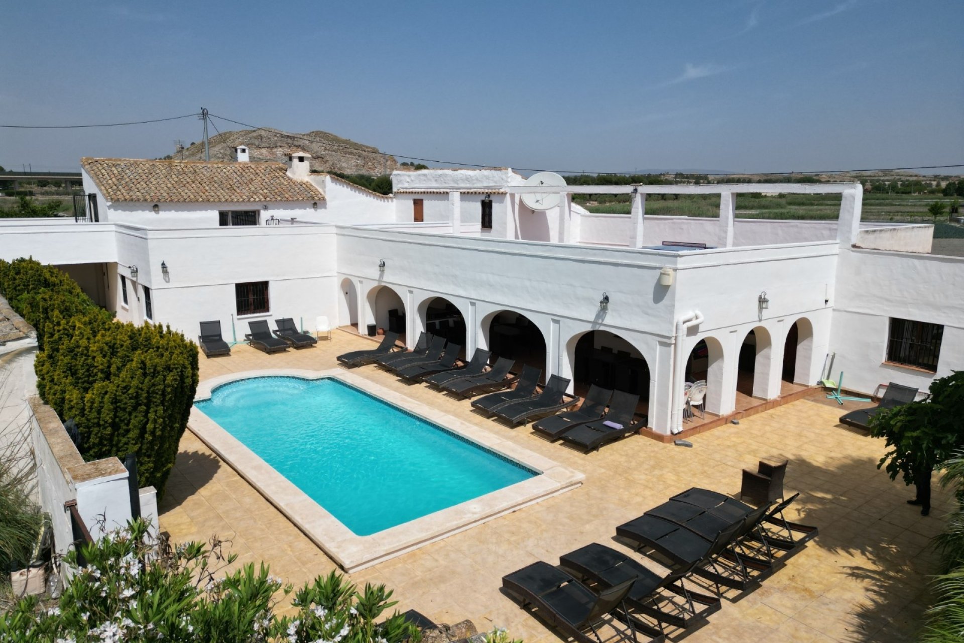 Resale - Villa -
Villena - Inland