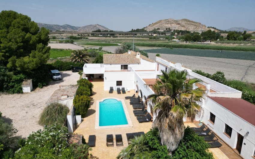 Resale - Villa -
Villena - Inland