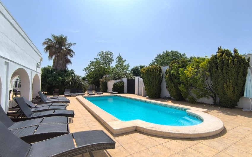 Resale - Villa -
Villena - Inland