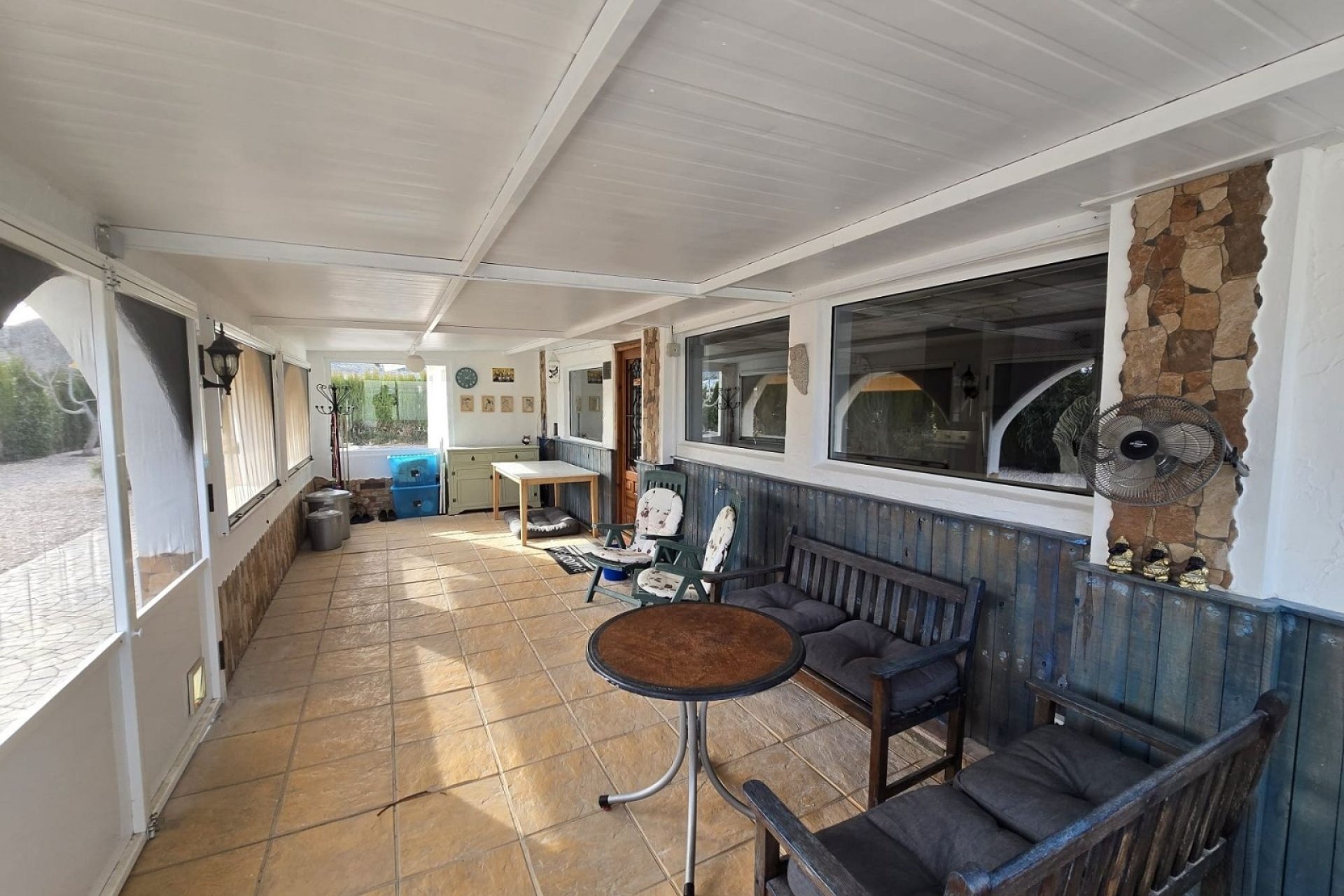 Resale - Villa -
Villena