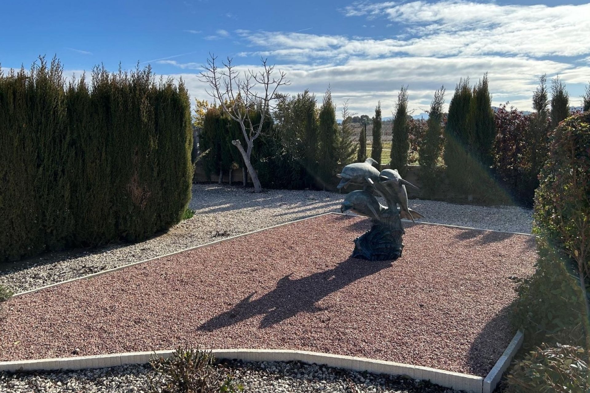 Resale - Villa -
Villena