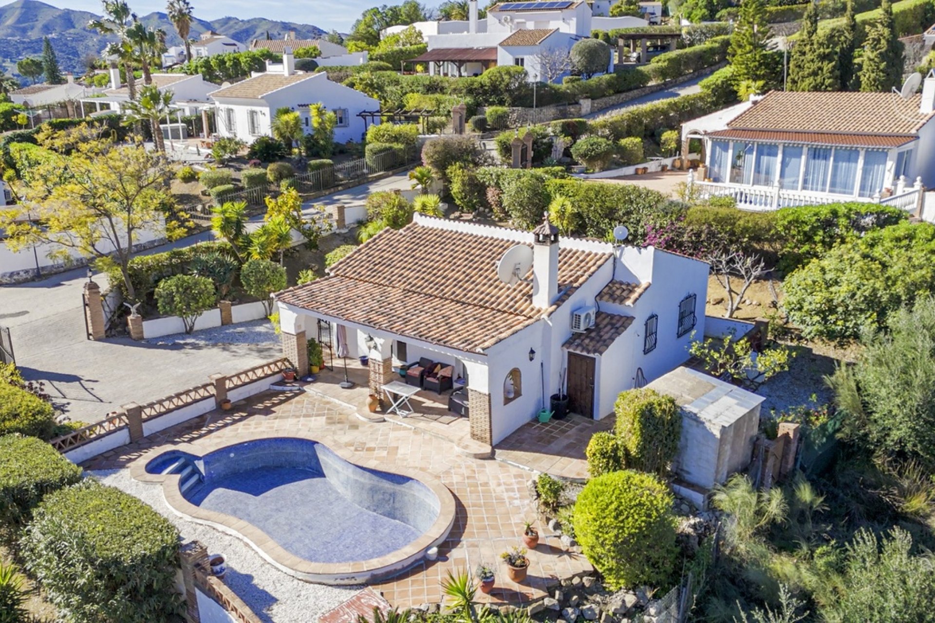 Resale - Villa -
Vinuela - Inland