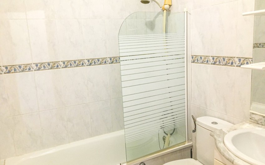 Resale - Villa -
Vinuela - Inland