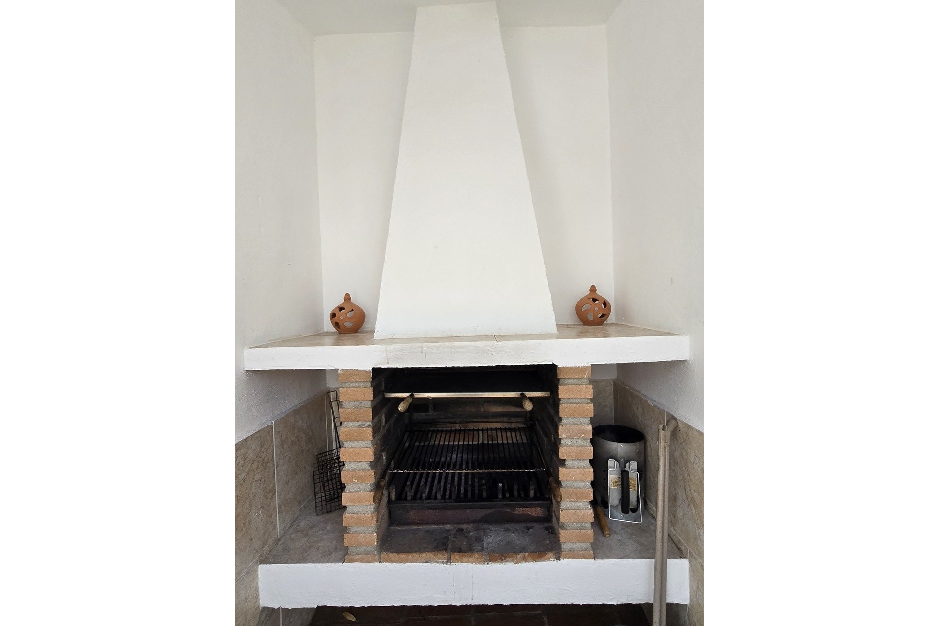 Resale - Villa -
Vinuela - Inland