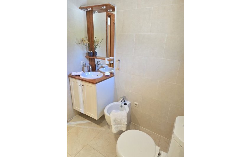 Resale - Villa -
Vinuela - Inland