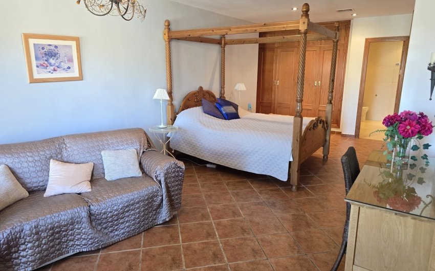 Resale - Villa -
Vinuela - Inland