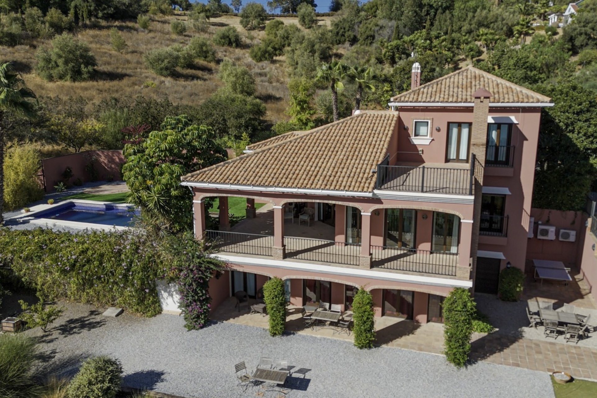 Resale - Villa -
Vinuela - Inland