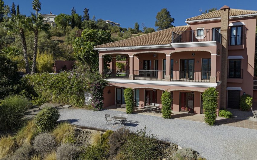 Resale - Villa -
Vinuela - Inland