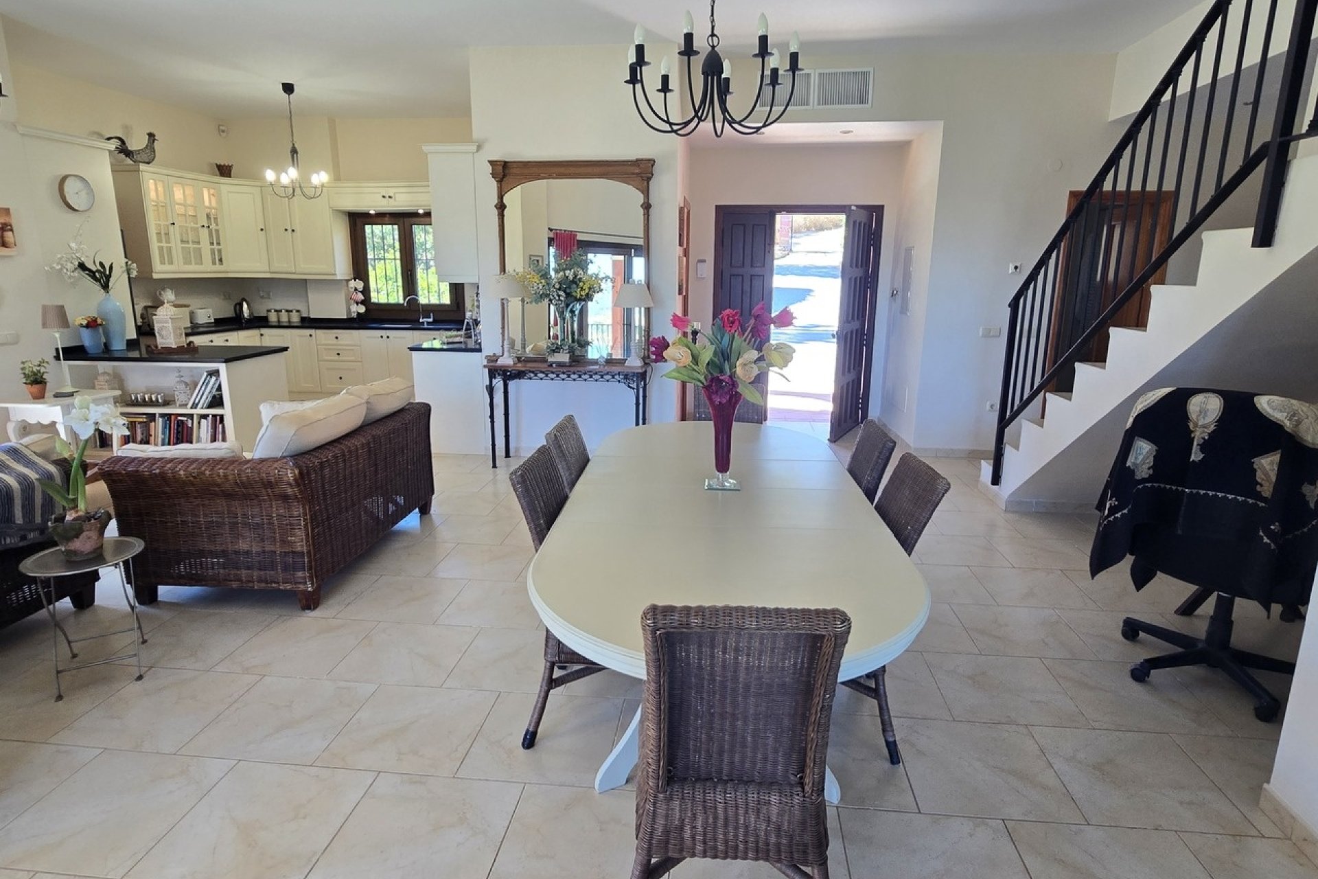 Resale - Villa -
Vinuela - Inland