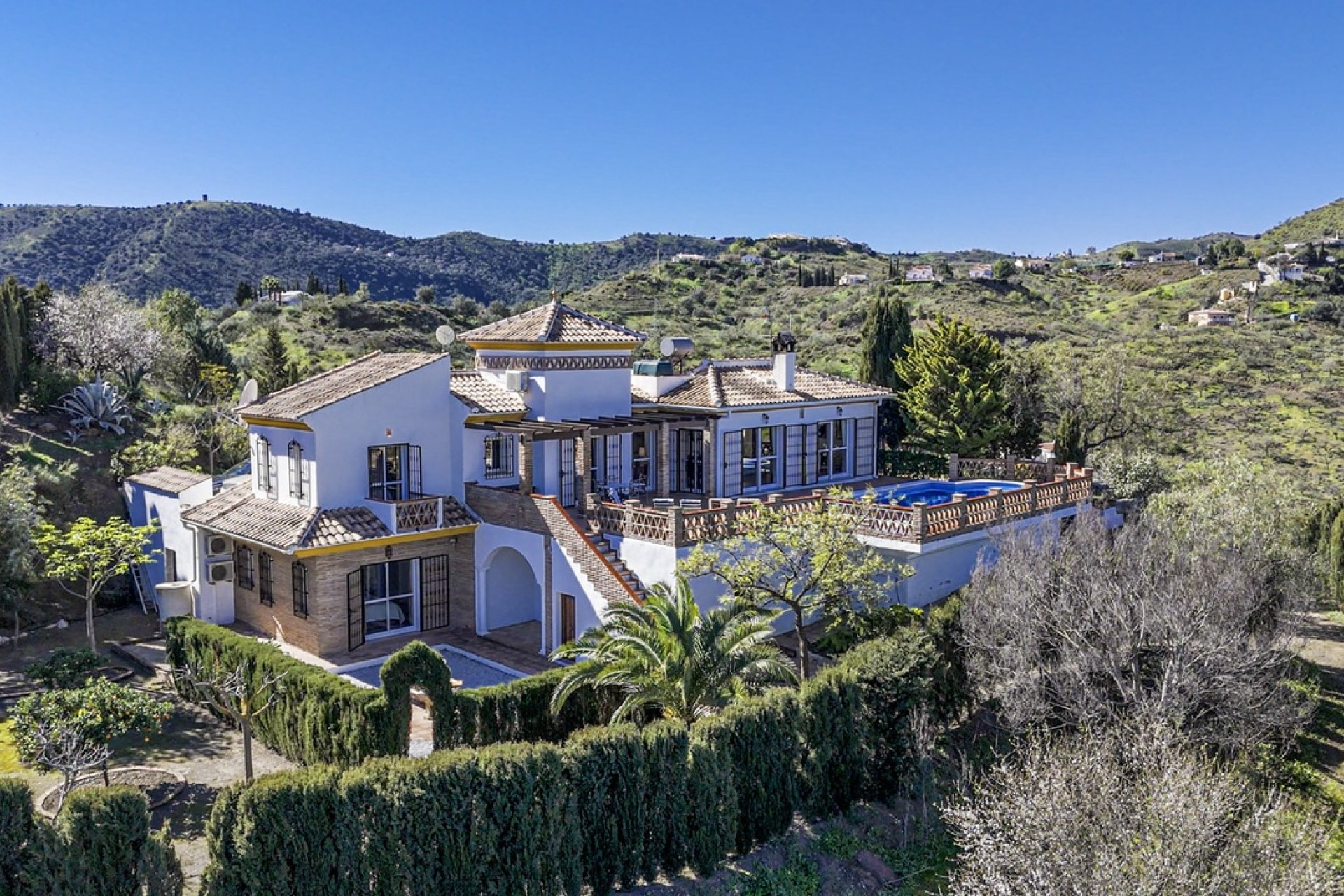 Resale - Villa -
Vinuela - Inland