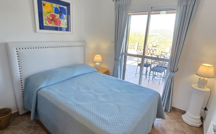 Resale - Villa -
Vinuela - Inland