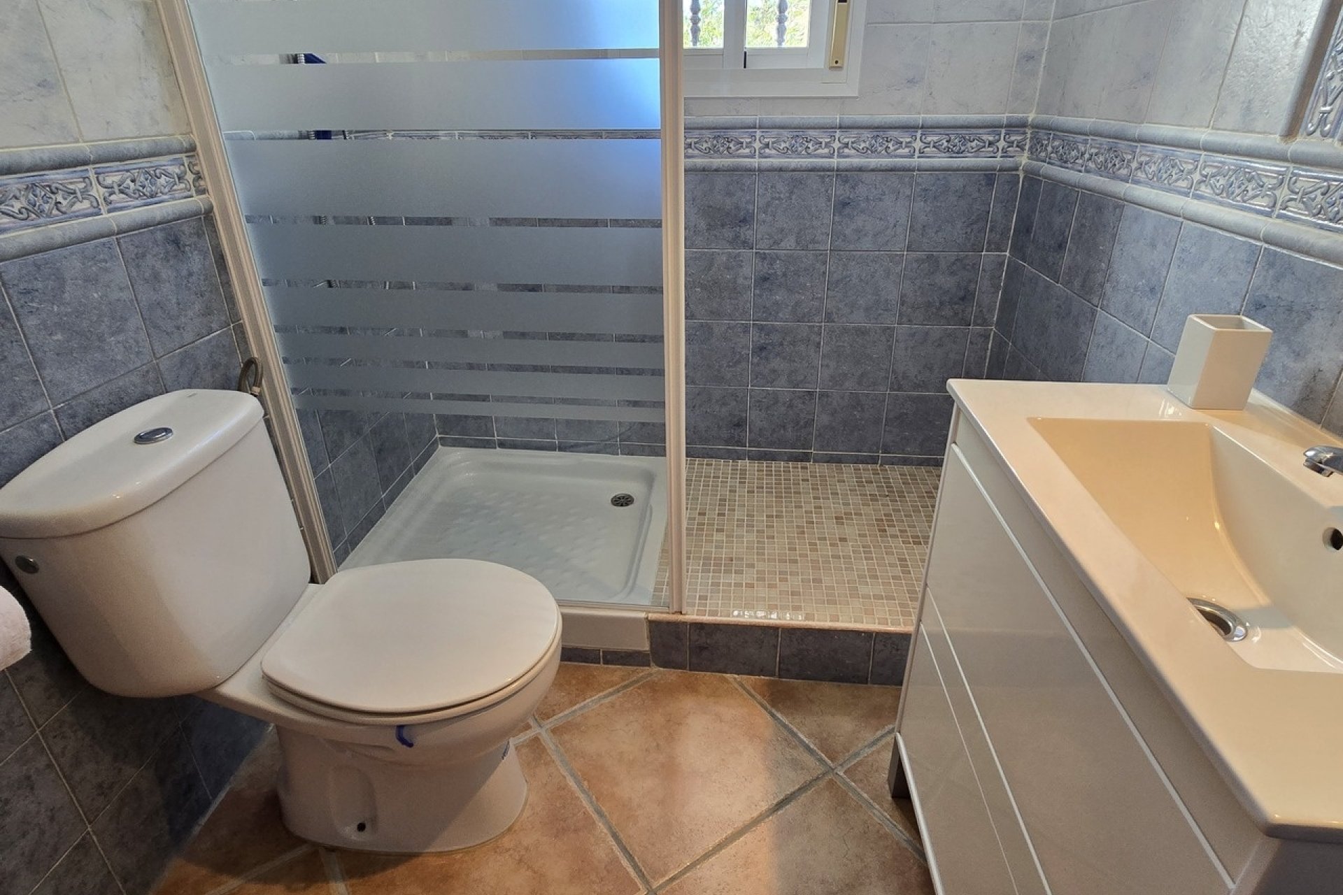 Resale - Villa -
Vinuela - Inland