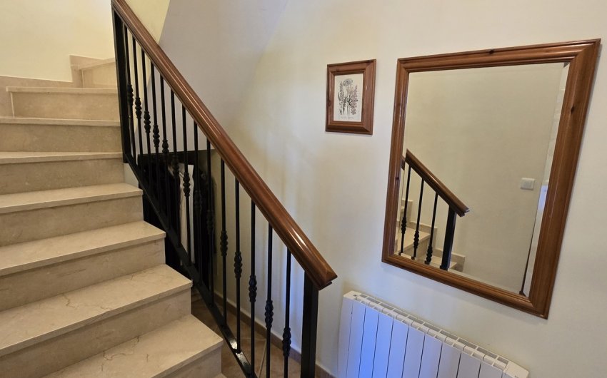 Resale - Villa -
Vinuela - Inland